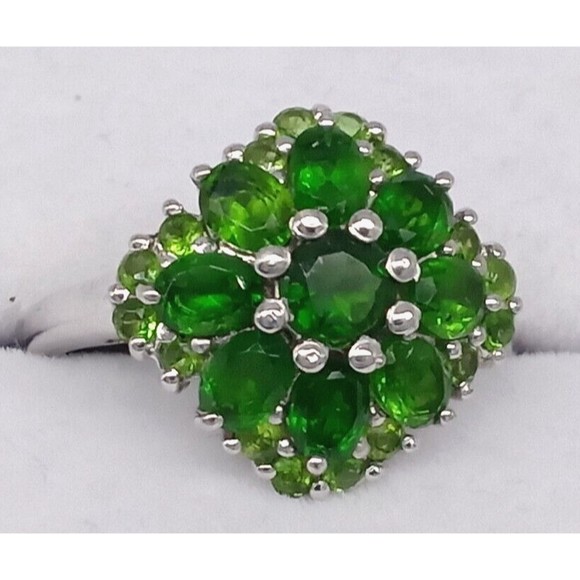 Emerald Green Gemstone Ring Cluster 925 Sterling Silver Size 7 Designer Sparkly! - Picture 2 of 13